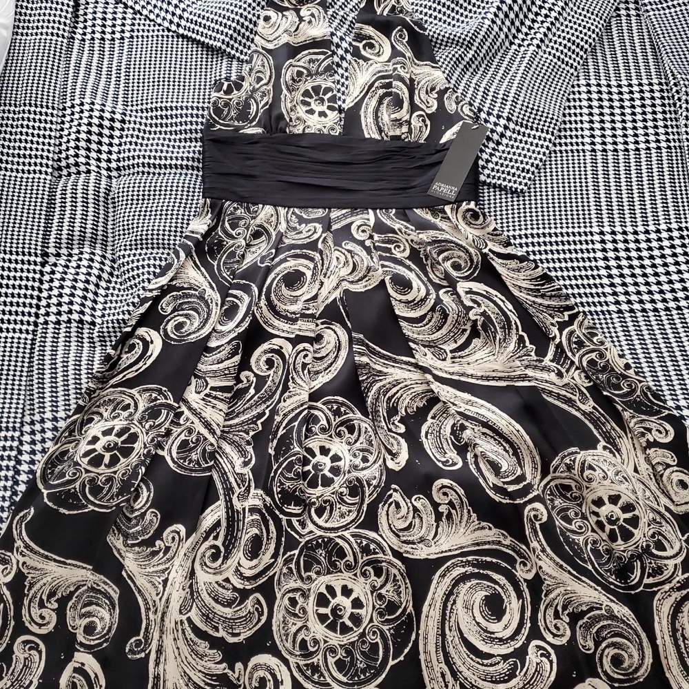 Adrianna Papell Occasions Holter Dress